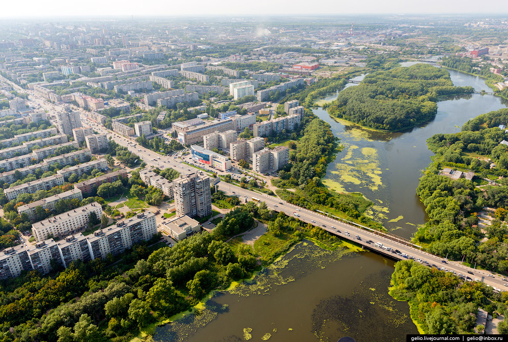 Ленинградский мост — соединяет Урал и Сибирь