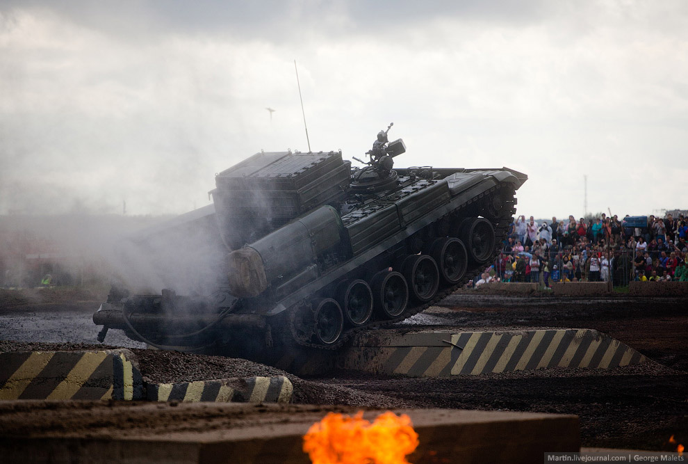 Танковое шоу в Жуковском 2014