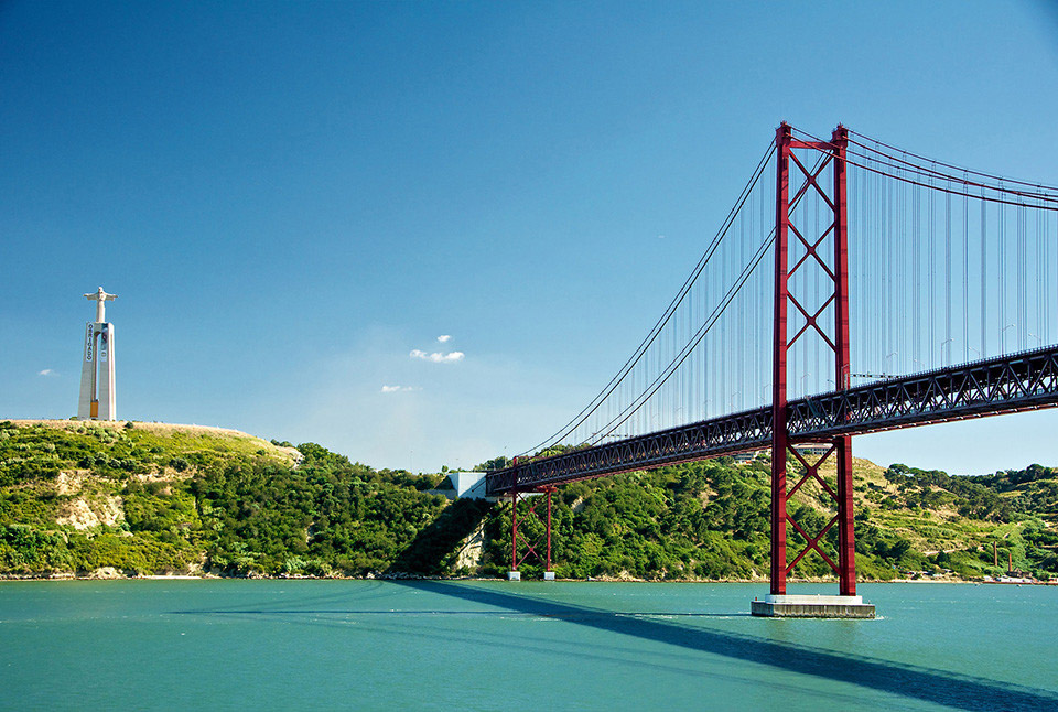 Мост в Лиссабоне, Португалия