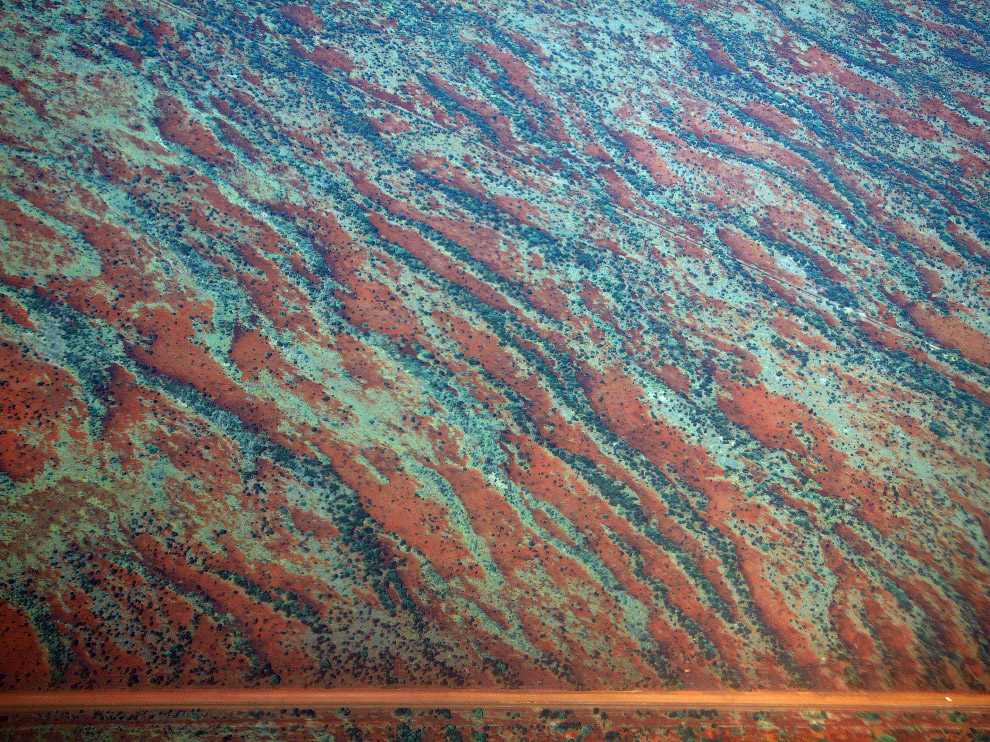 Песчаные дюны и растительность в регионе Пилбара, Западная Австралия