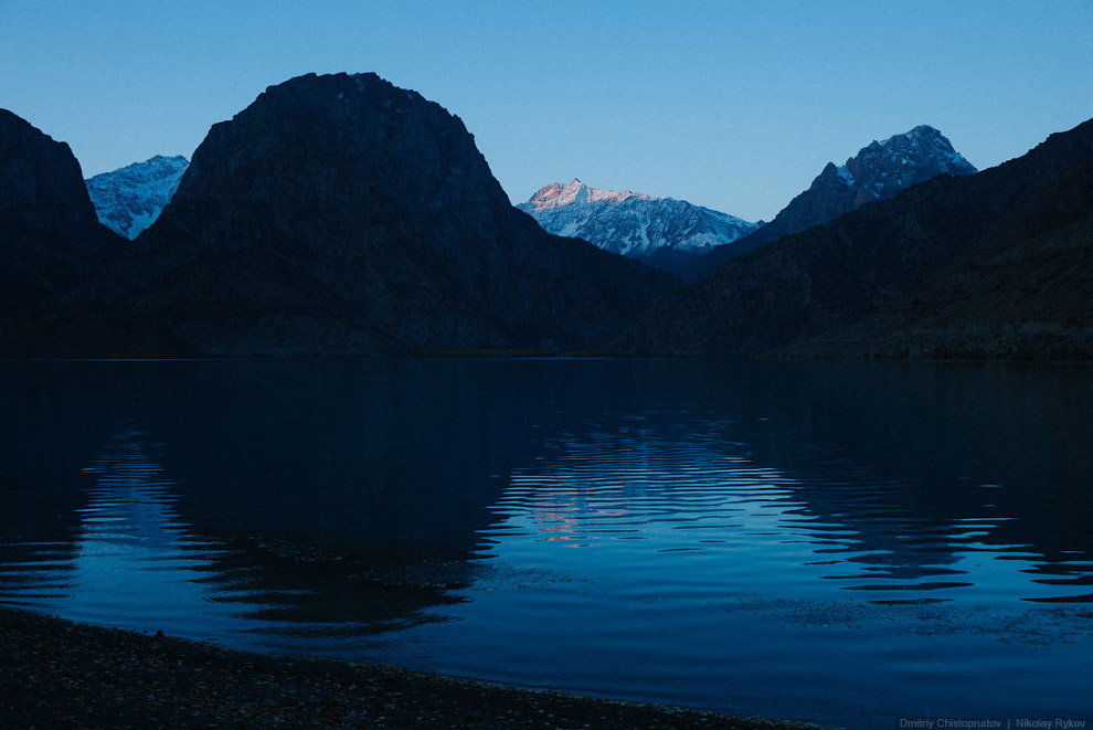 Озеро Искандеркуль в Таджикистане