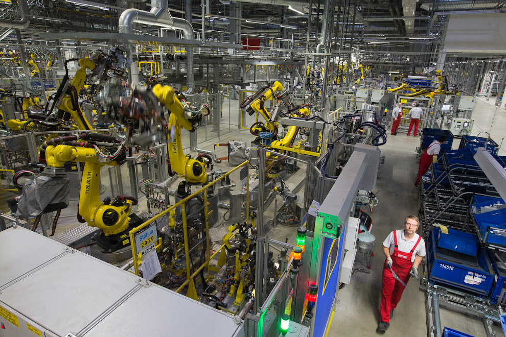 Завод Порше в Лейпциге: идеальное производство автомобилей