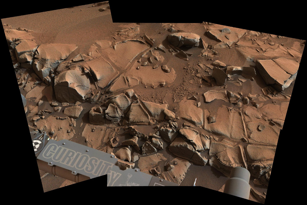 Марсоход Curiosity на Марсе