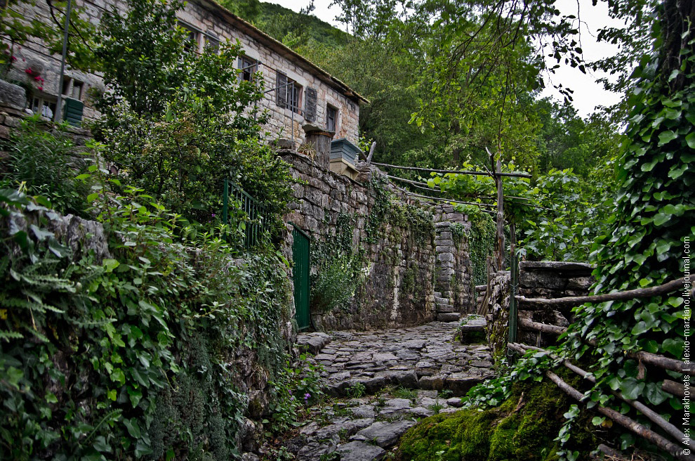 Мистические места Черногории: заброшенная деревня Gornja Lastva