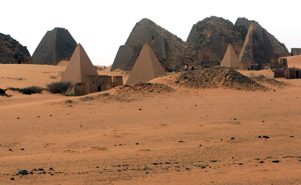 Пирамиды Мероэ