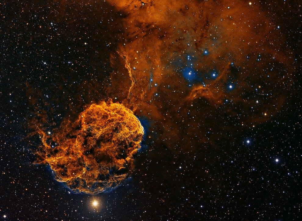 Туманность IC 443