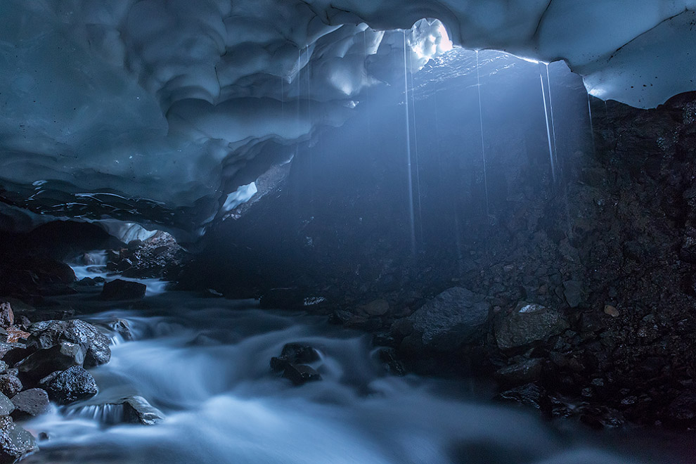 Ледяная пещера, Камчатка