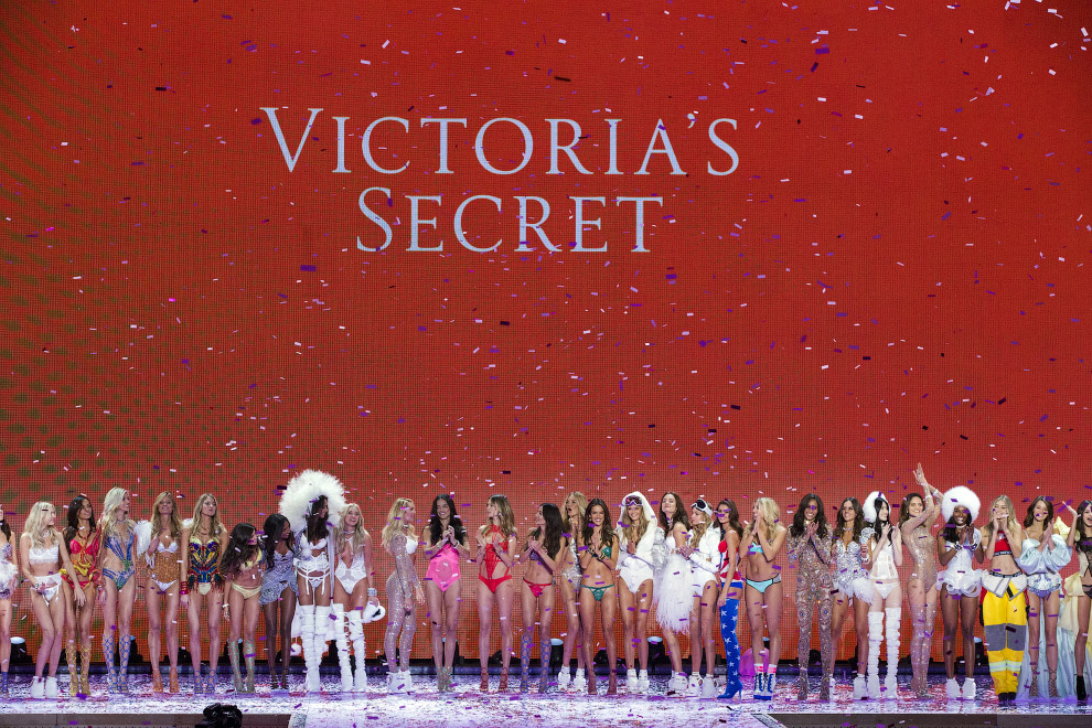 Шоу Victoria`s Secret 2015