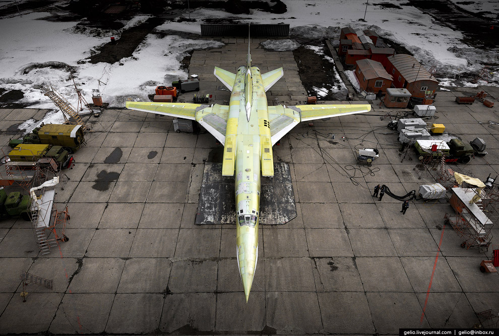 Ту-22М3 — дальний многорежимный бомбардировщик-ракетоносец