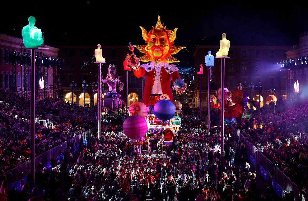 Масштабный карнавал в Ницце, Франция