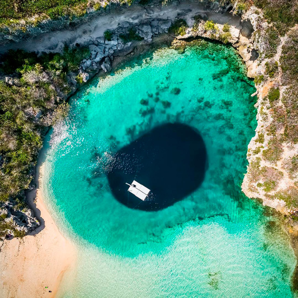 Голубая дыра Дина, Багамские острова