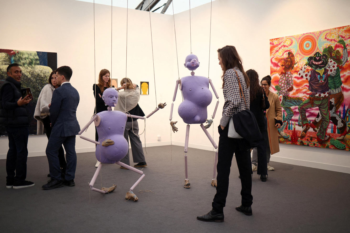 Выставка Frieze Art Fair в Риджентс-парке в Лондоне